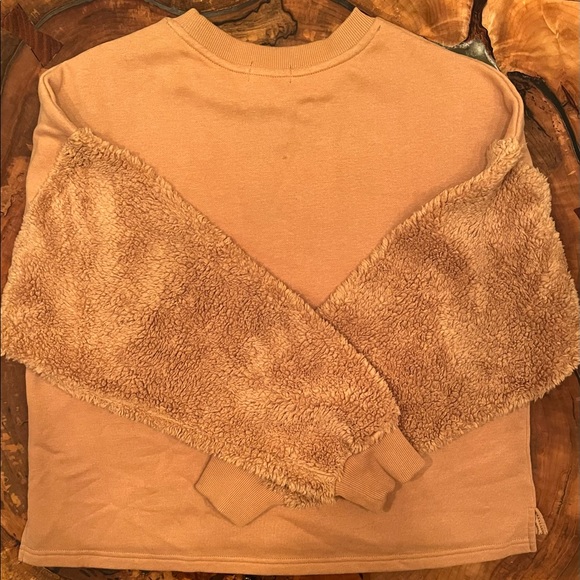 Mud Pie Size S Camel Sweatshirt - Picture 8 of 8